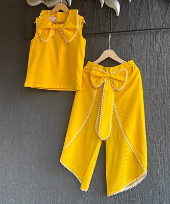 Yellow embroidered cotton slub co ord set 5