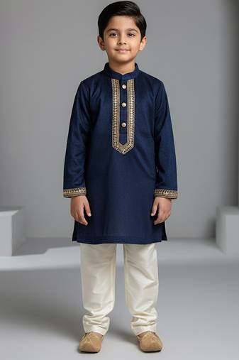 Blue embroidered velvet kurta set