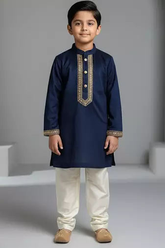 Blue embroidered velvet kurta set