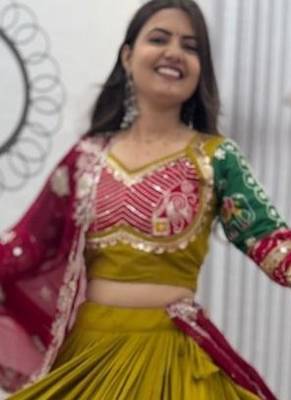 Navratri Special Gamathi Work Lehenga choli 3