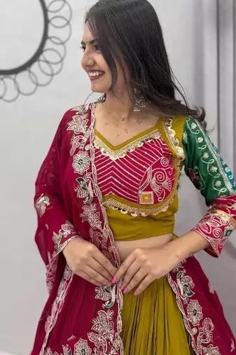 Navratri Special Gamathi Work Lehenga choli