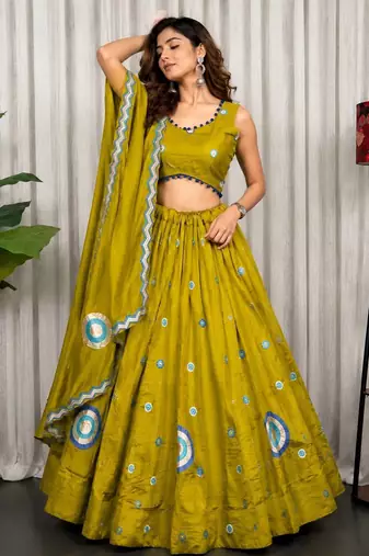 Designer Navratri Lehenga Choli for Women