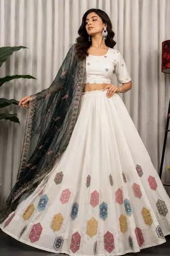 Designer Navratri Lehenga Choli for Women