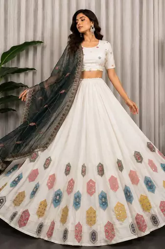 Designer Navratri Lehenga Choli for Women