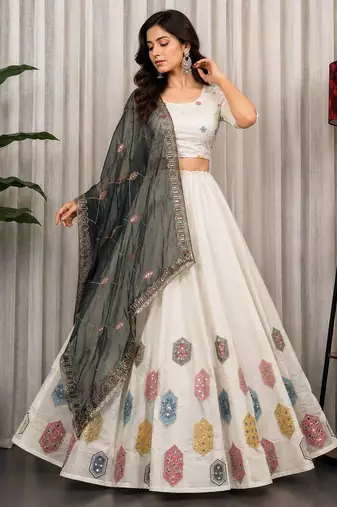 Designer Navratri Lehenga Choli for Women