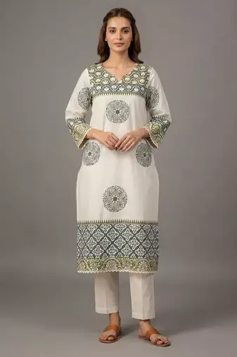 Off-white printed kurta set