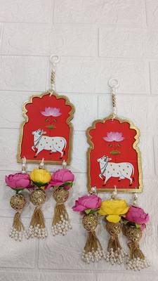 handmade cow mdf door hanging with artificial flowers traditional festive decoration pack of 2 1