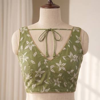 olive green & white chanderi floral printed ready to wear saree 5