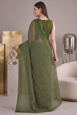 olive green chanderi zig-zag digital print bollywood saree 4