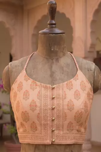 cream & peach chanderi bandhani printed ready to wear saree
