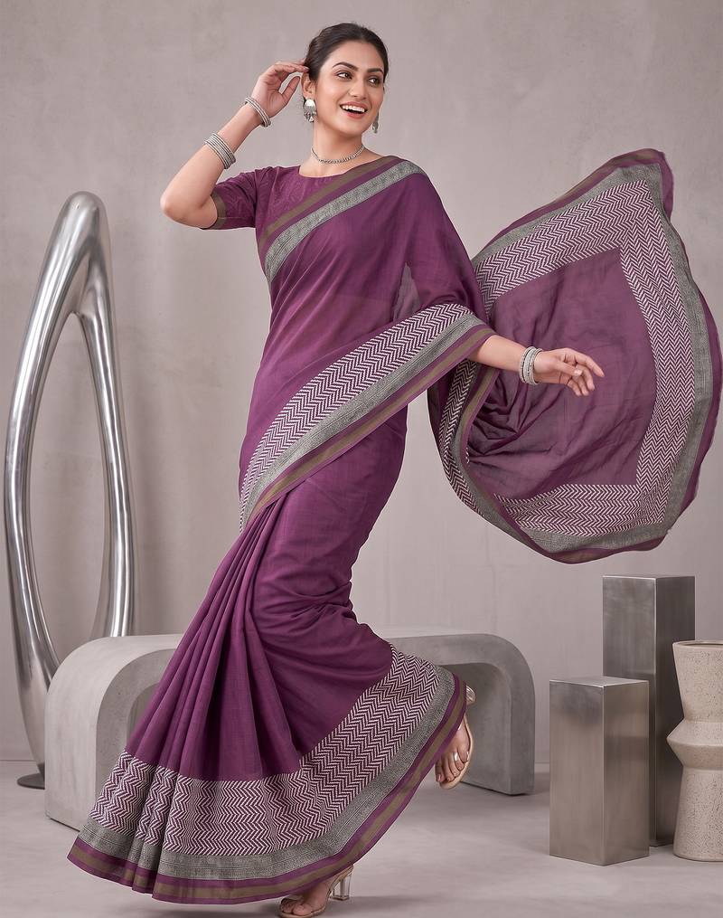 Megenta linen solid bollywood digital print saree