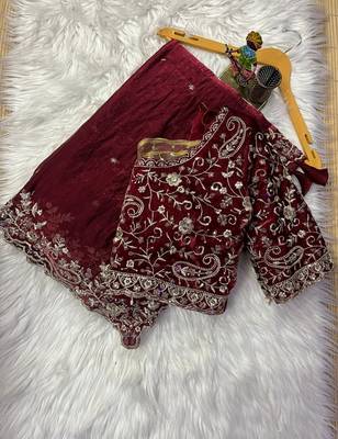 Maroon Color Zari Sequence Mango Design Embrodairy Work Silk Blend Saree 3