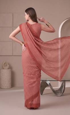 Brick red linen check print bollywood digital print saree 3