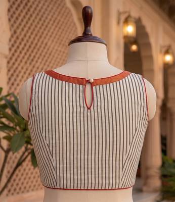 black & white chanderi striped printed ready to wear saree 5