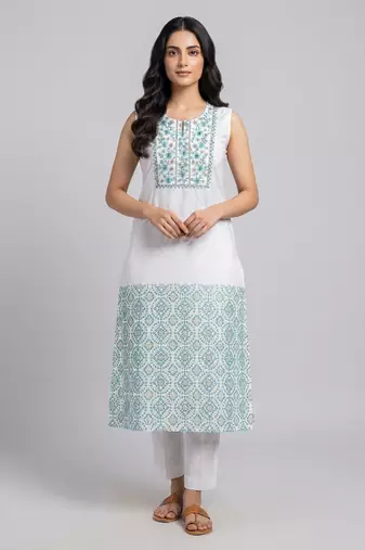 White and turquoise embroidered kurta set
