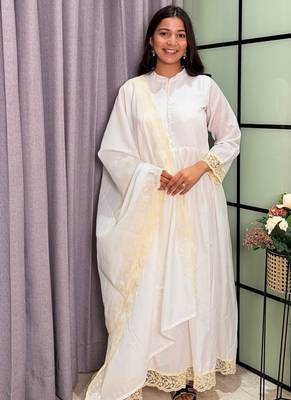 white color lace border silk blend gown set 1
