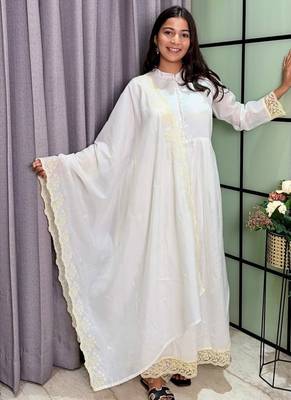 white color lace border silk blend gown set 2