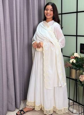 white color lace border silk blend gown set 4