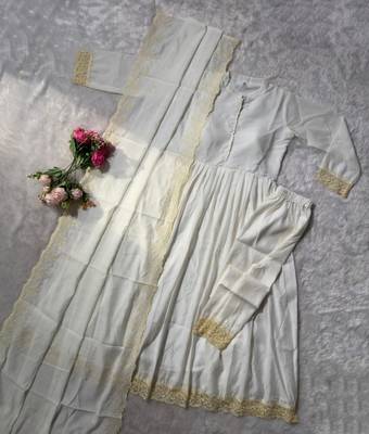 white color lace border silk blend gown set 5