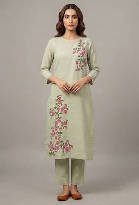 Light green floral embroidered kurta set 1
