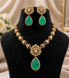 Gold plated green emerald style kundan necklace set with teardrop pendant & matching earrings  jewellery set