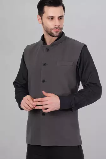 Veera paridhaan men's self texture nehru jacket - dark grey (size 36)