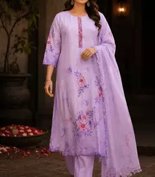 Raniriwaaz Lavender Bloom Kurta Set