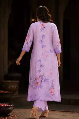 Raniriwaaz Lavender Bloom Kurta Set 4