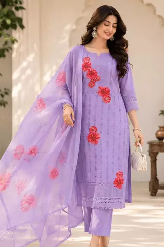 Raniriwaaz Lavender Petal Elegance Kurta Set
