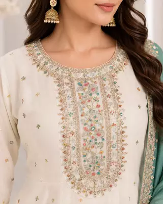 White Floral Embroidered Anarkali Frock Suit with Teal Dupatta 5
