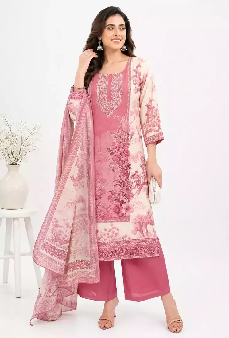 Scenic Bloom Embroidered Muslin Silk Kurta Set