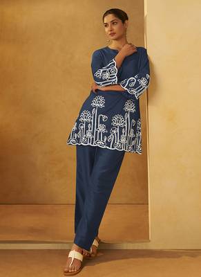 Navy blue embroidered cotton blend co-ord set 5