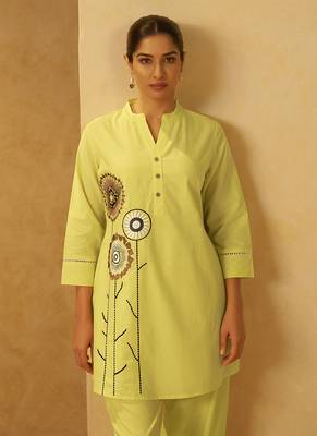 Yellow embroidered cotton co-ord set 4