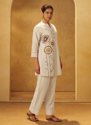 White embroidered cotton co-ord set 3