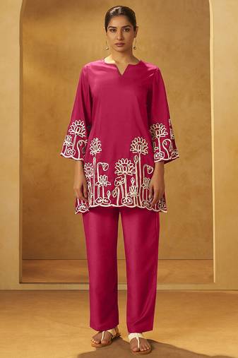 Pink embroidered cotton blend co-ord set