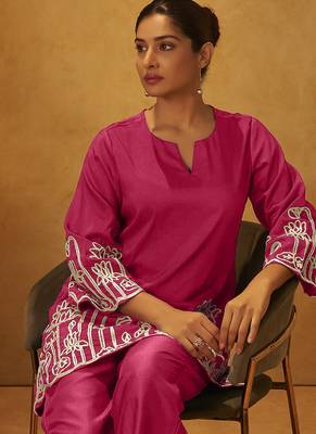 Pink embroidered cotton blend co-ord set 4