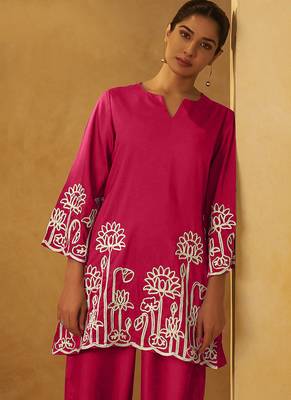 Pink embroidered cotton blend co-ord set 5