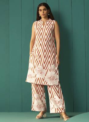 White embroidered cotton co-ord set 3