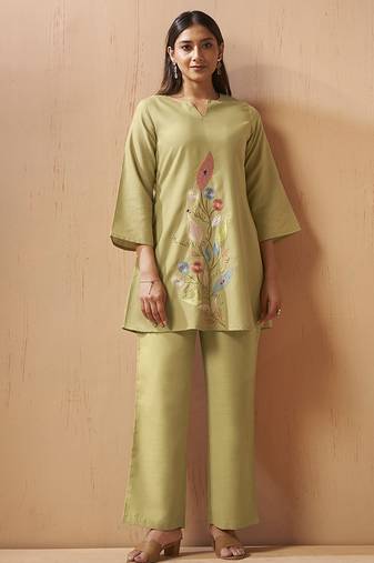 Green embroidered with mirror work cotton blend co-ord set