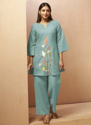 Green embroidered with mirror work cotton blend co-ord set 3