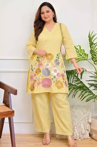 Women's Yellow Floral Embroidered Kurta and Wide-Leg Pants Co-ord Set
