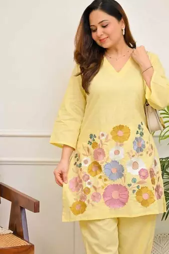 Women's Yellow Floral Embroidered Kurta and Wide-Leg Pants Co-ord Set
