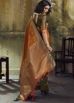 Rust pochampally silk blend handloom saree with zari border 2