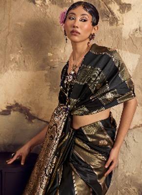 Black banarasi satin silk blend saree with zari woven border and pallu 3