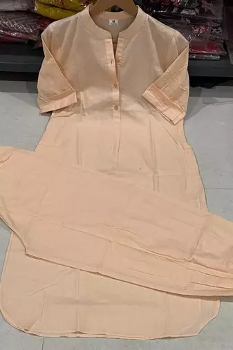 Women's Solid Peach Kurta and Pants Set with Mandarin Collar