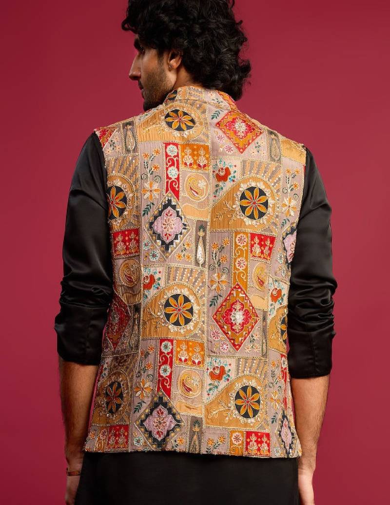 Men embroidered nehru jacket