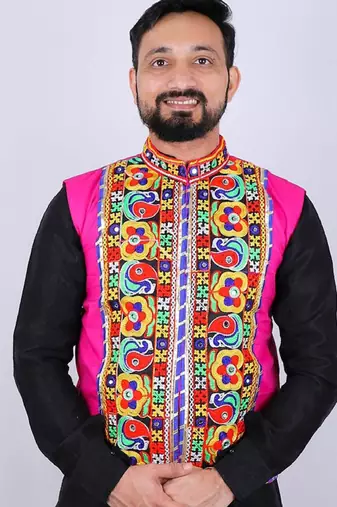 Men floral tailored jacket with embroidered