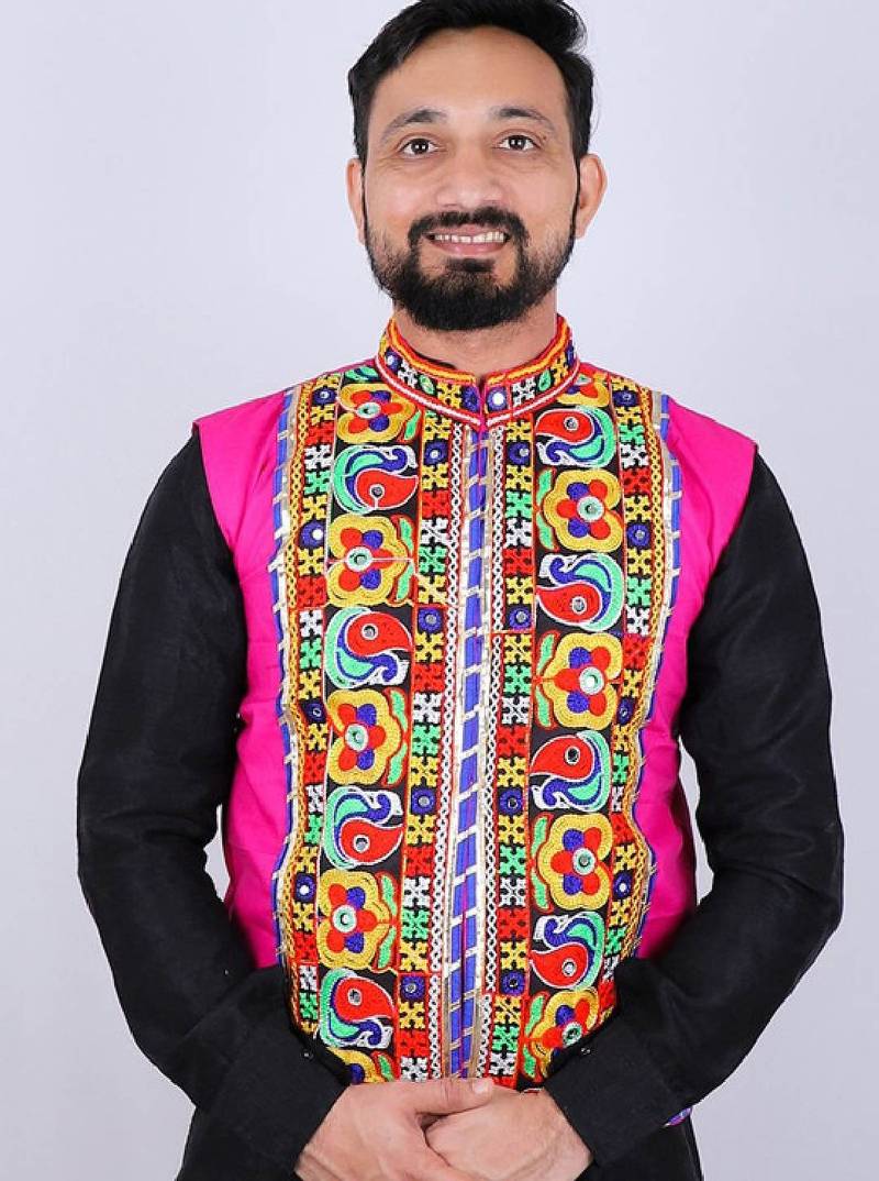 Men floral tailored jacket with embroidered