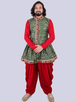 Men bandhani printed regular mirror work kurta with dhoti pants 1