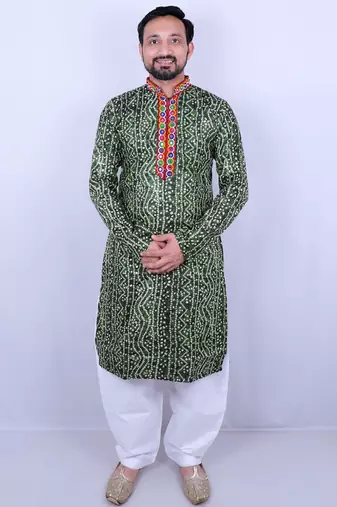 Bandhani printed mirror work mandarin collar straight kurta with salwar